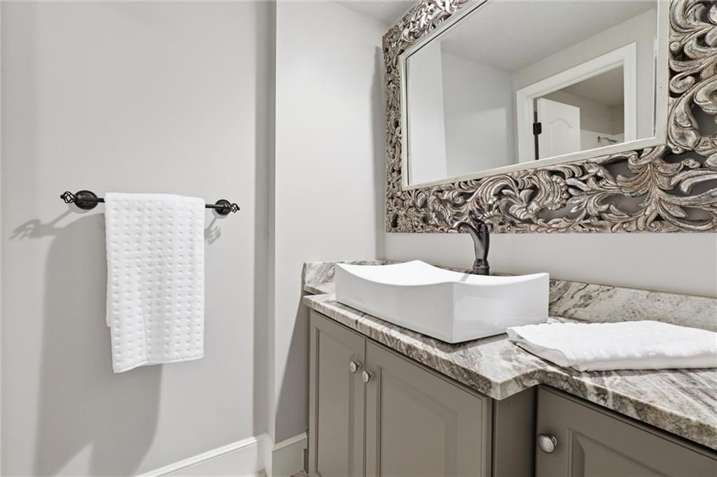 5728 W 146 Street — photo 25