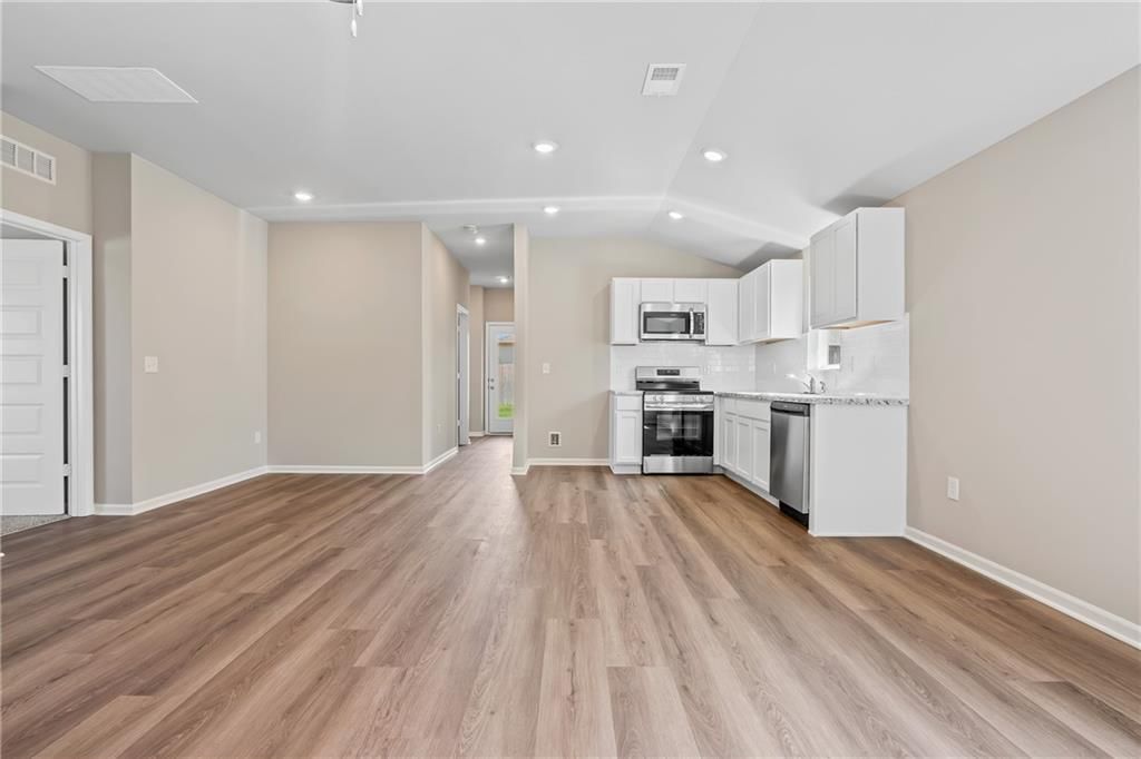 426 Rock Creek Drive — photo 5