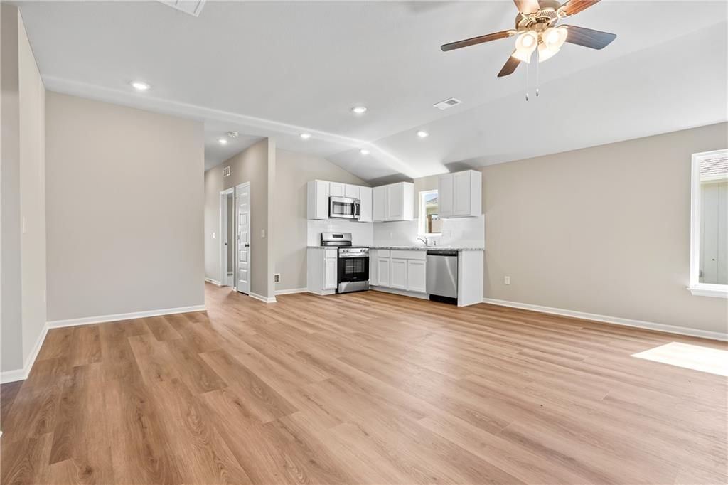 426 Rock Creek Drive — photo 6