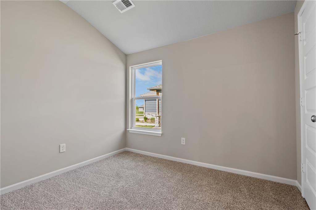 426 Rock Creek Drive — photo 17