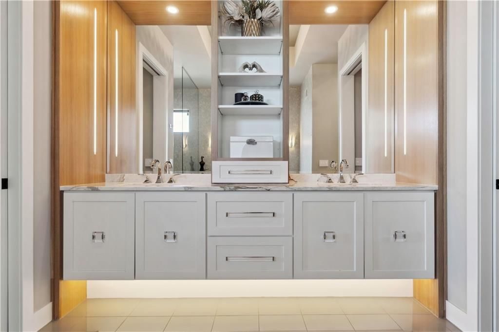 17329 Larsen Street — photo 35