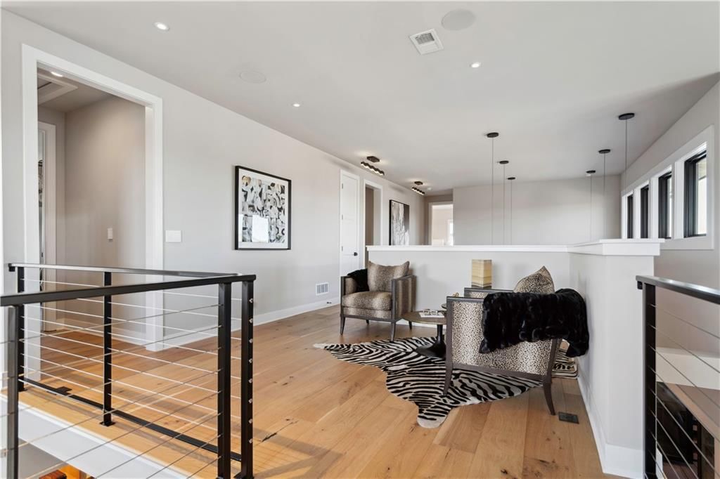 17329 Larsen Street — photo 50