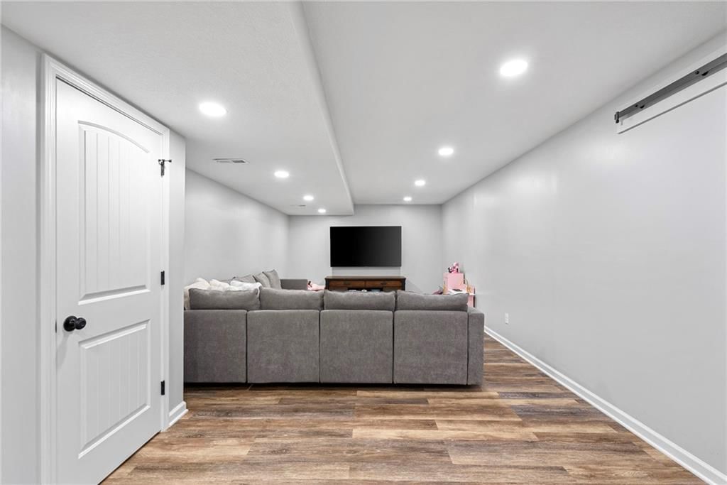 12509 Slater Street — photo 36