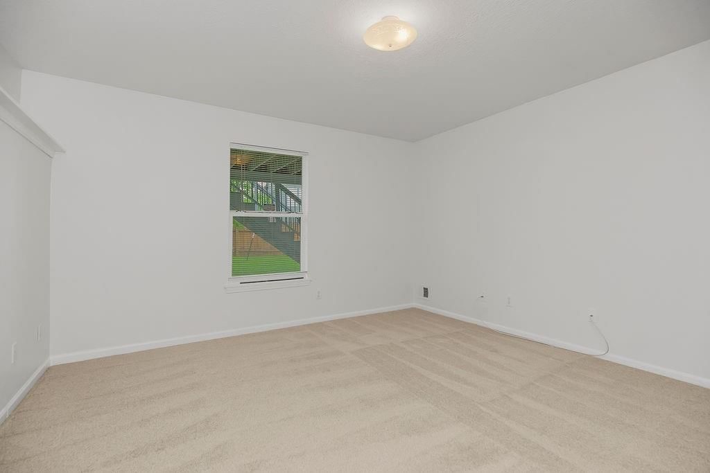 2105 Alder Street — photo 29