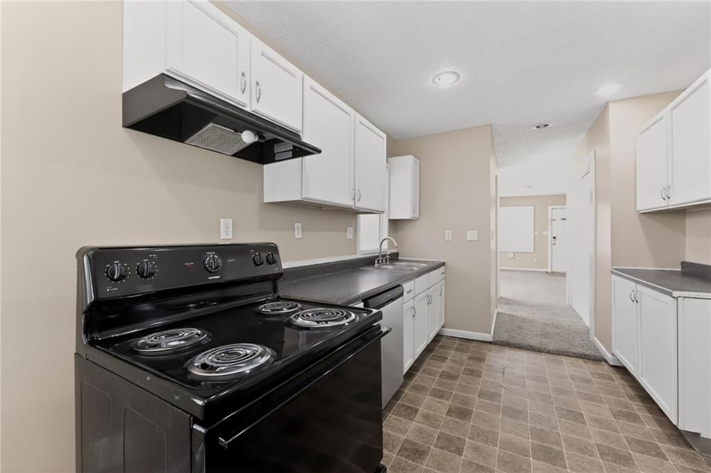 8219 Wayne Avenue — photo 13
