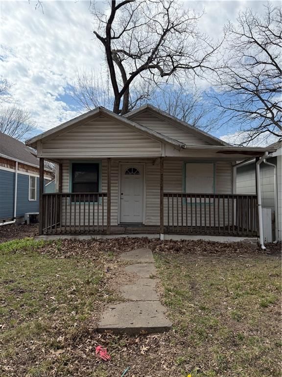 7542 Pennsylvania Avenue, Kansas City, MO