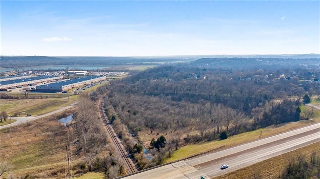 4485 K-7 Highway — photo 2