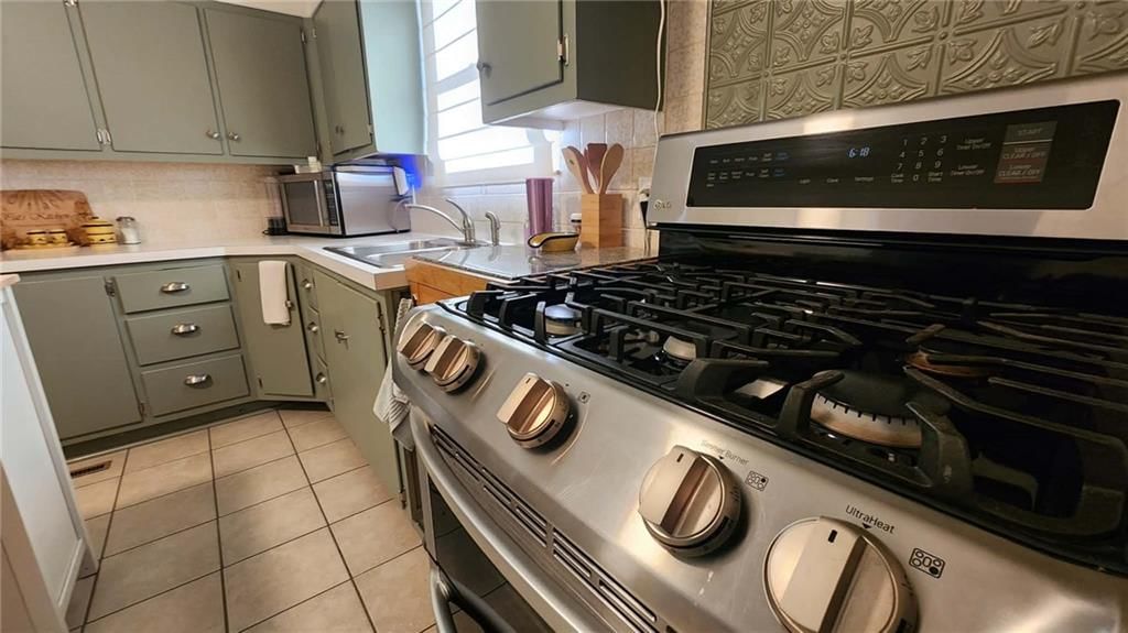 202 S High Street — photo 9