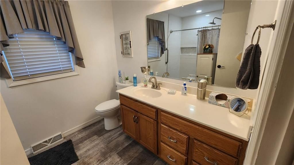 202 S High Street — photo 11