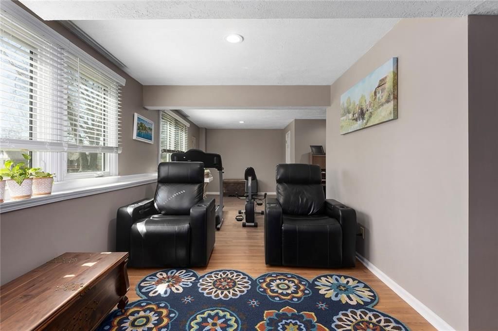 4405 N 124th Street — photo 36