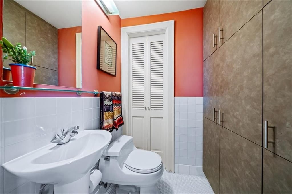 4618 Warwick Boulevard — photo 30