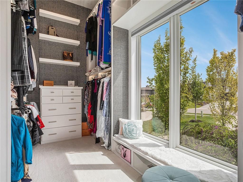 Photo 34 of 61 - 21384 W 93 Court, Lenexa, KS 66220