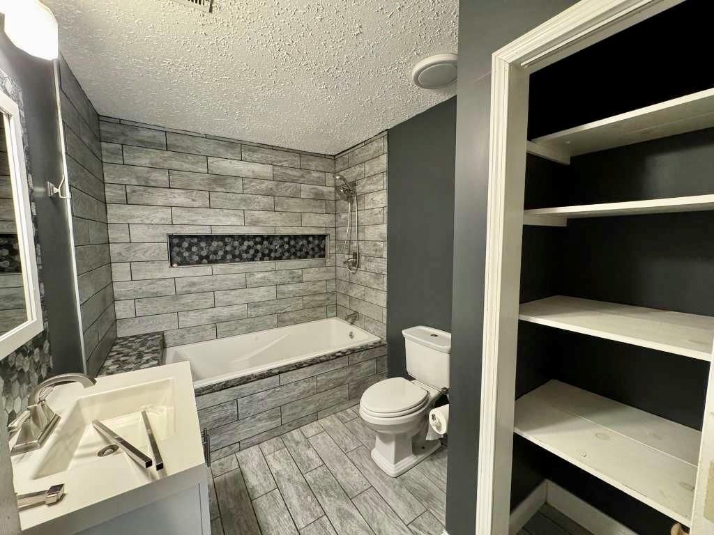 5209 E 6th Street — photo 22