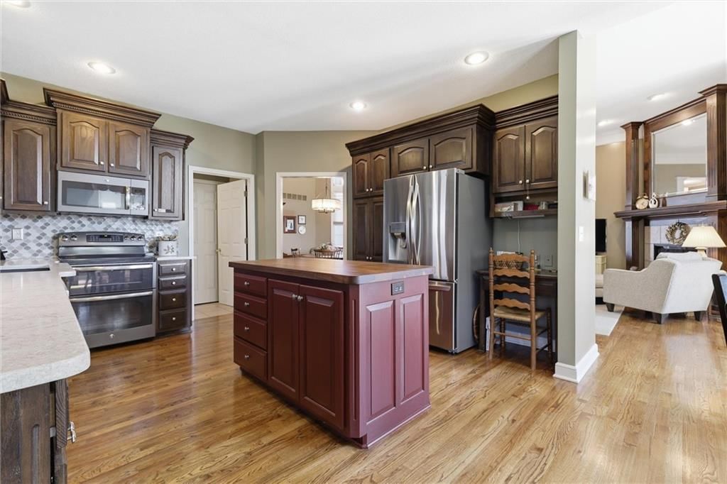 7629 W 148th Terrace — photo 11