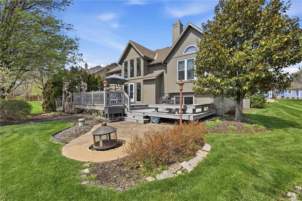 7629 W 148th Terrace — photo 35