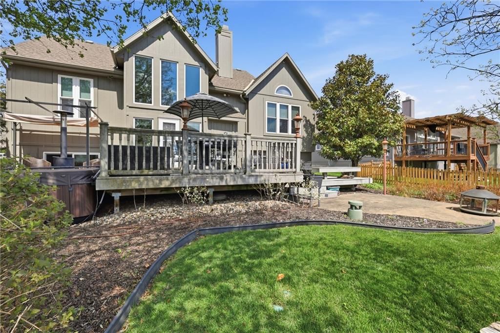 7629 W 148th Terrace — photo 37