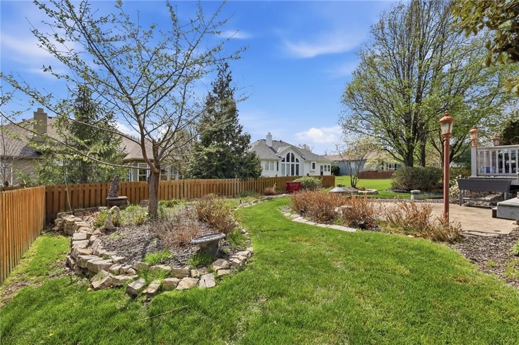 7629 W 148th Terrace — photo 38