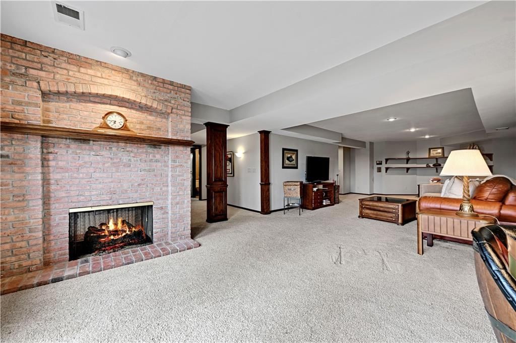 60 W Dundee Court — photo 48