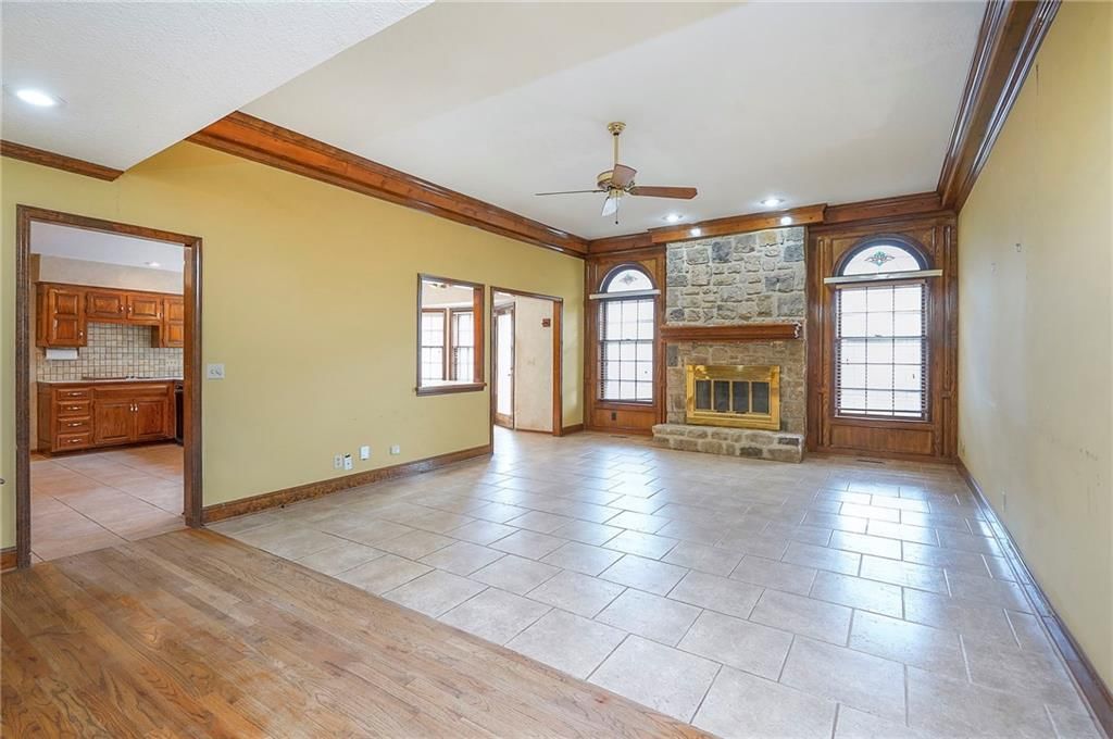 4417 W 130th Street — photo 11