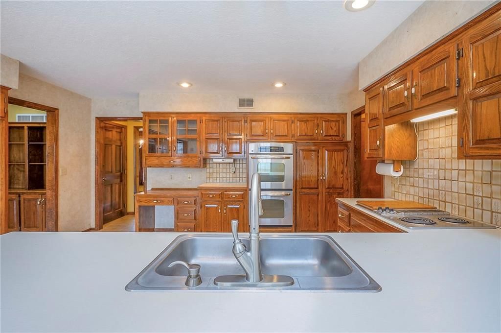 4417 W 130th Street — photo 22