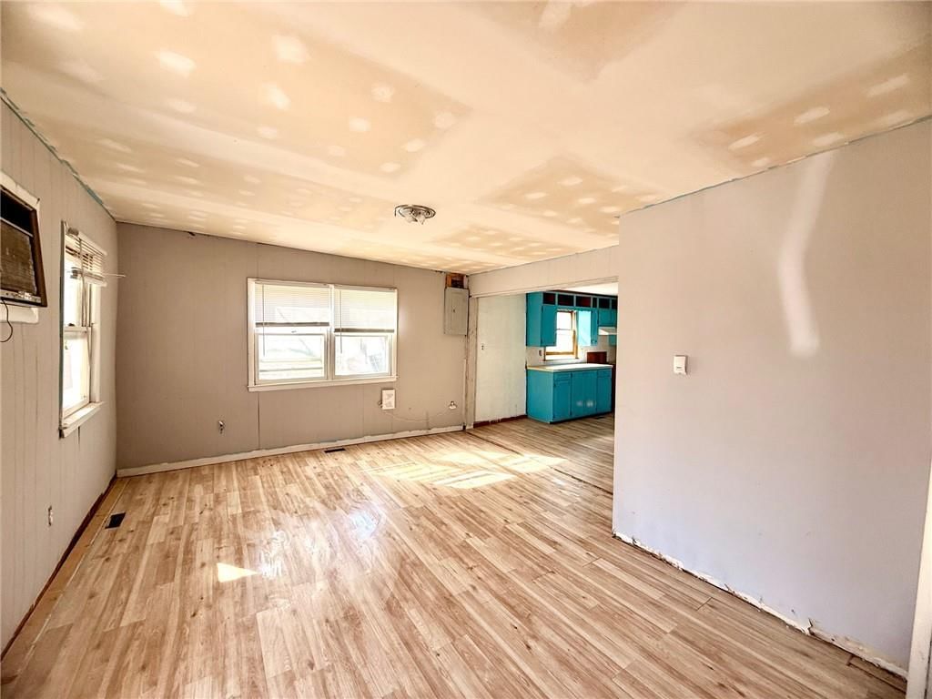 305 North Avenue — photo 2