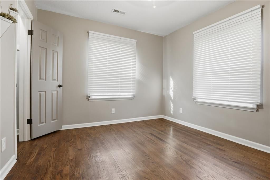 629 S Sherman Avenue — photo 11