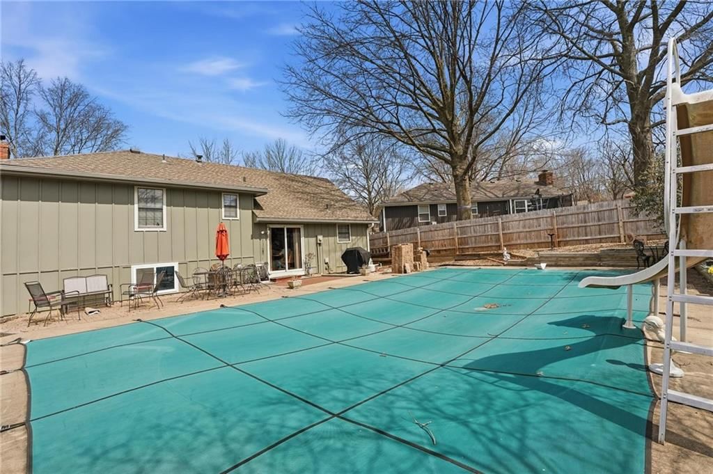 200 SE Sherri Lane — photo 32