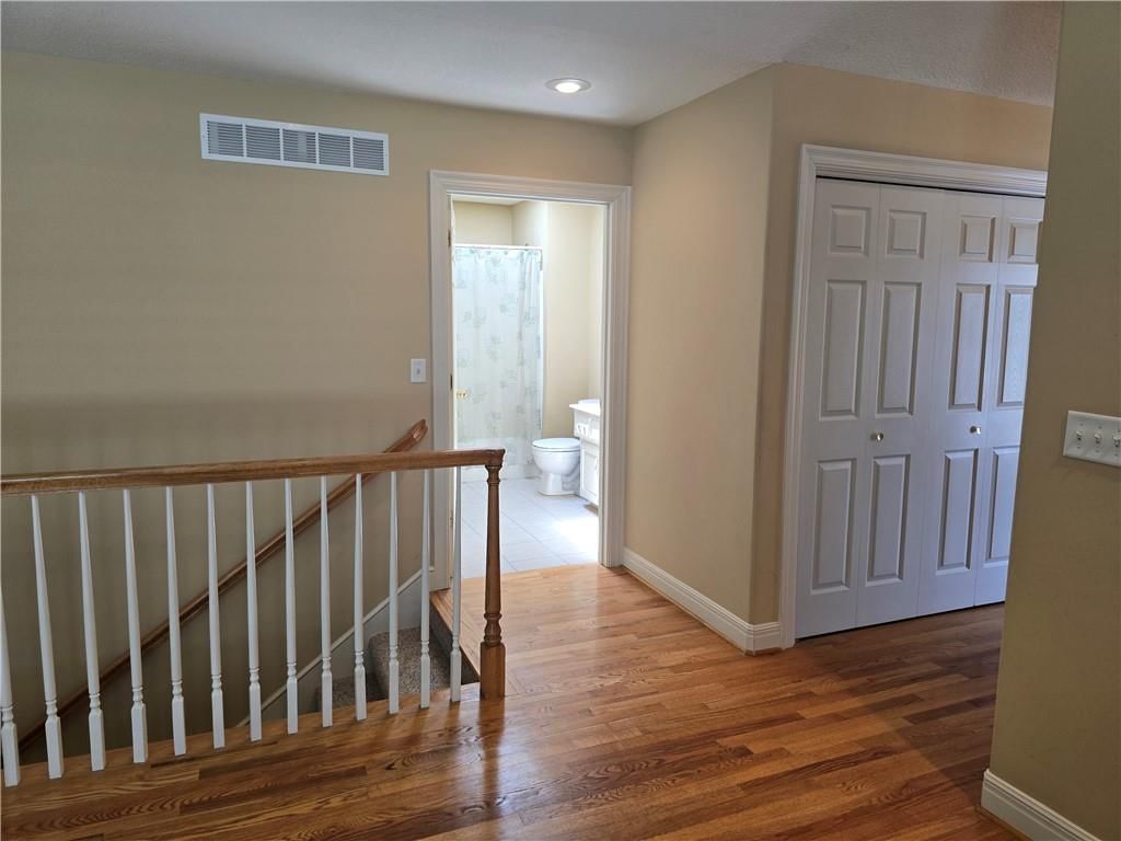 7833 N Cherry Street — photo 8