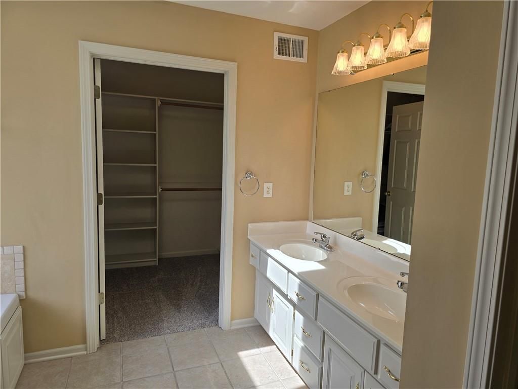 7833 N Cherry Street — photo 19