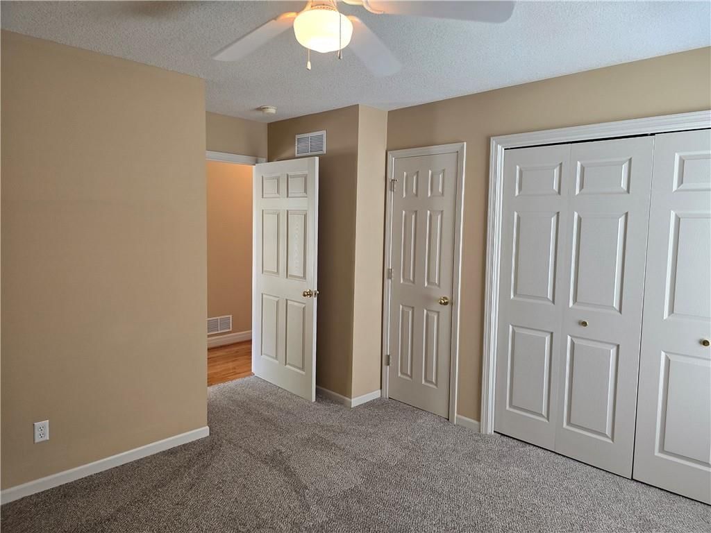 7833 N Cherry Street — photo 23