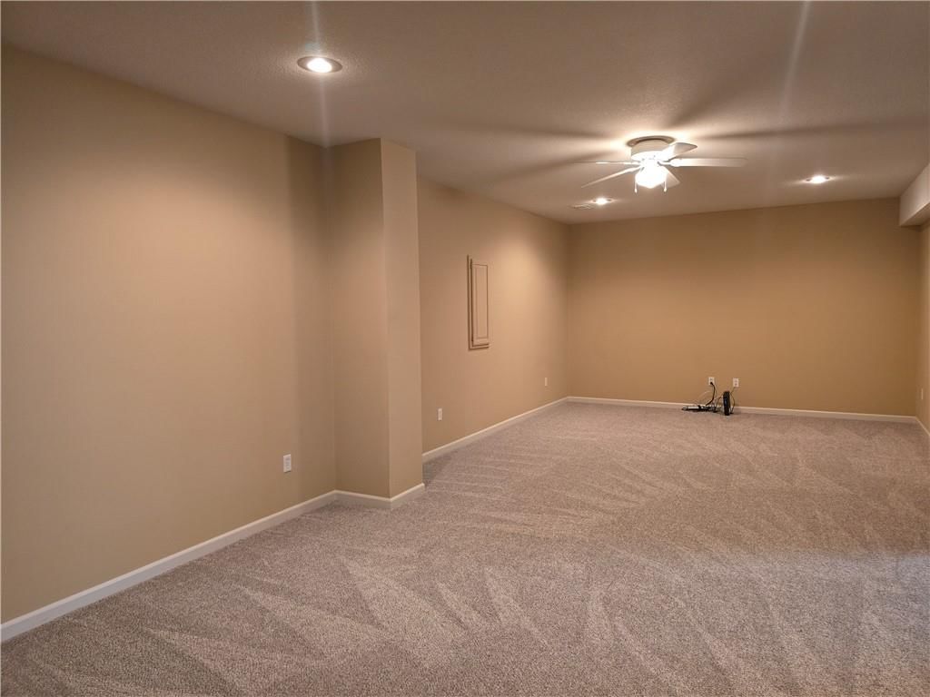 7833 N Cherry Street — photo 30