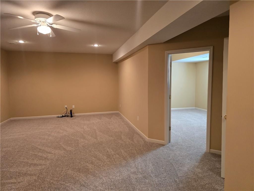 7833 N Cherry Street — photo 32