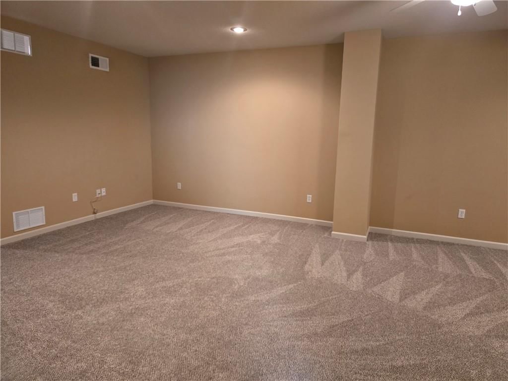 7833 N Cherry Street — photo 34