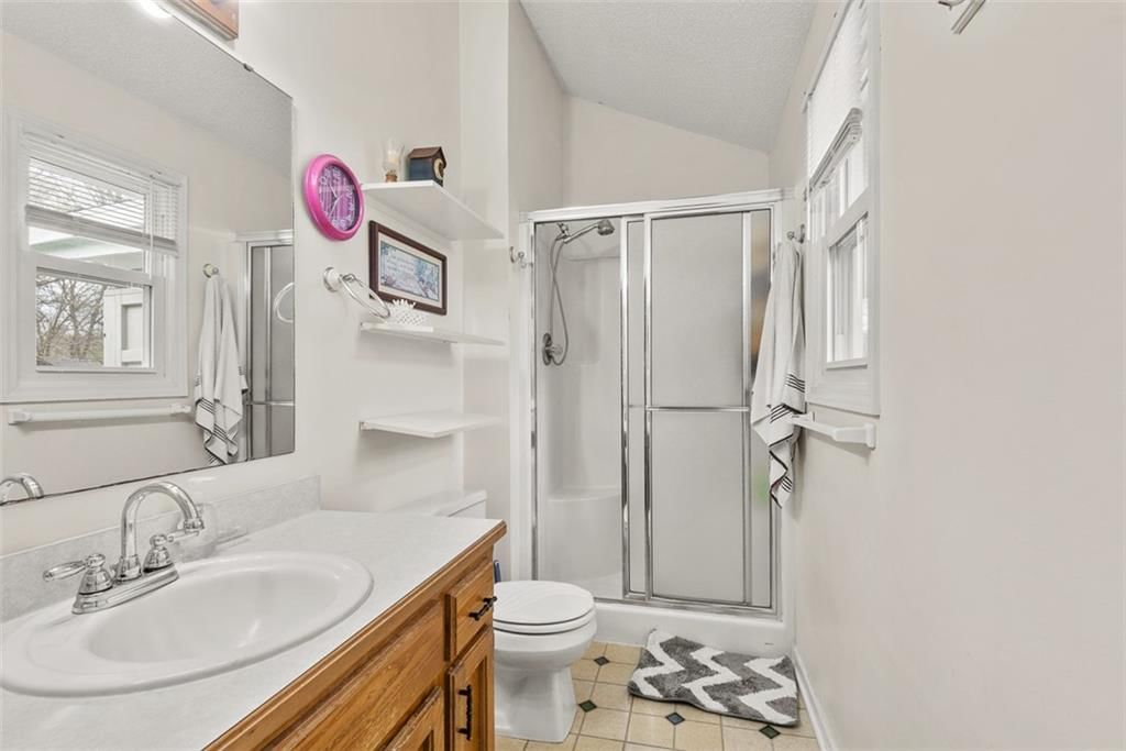 310 W Johnston Street — photo 11