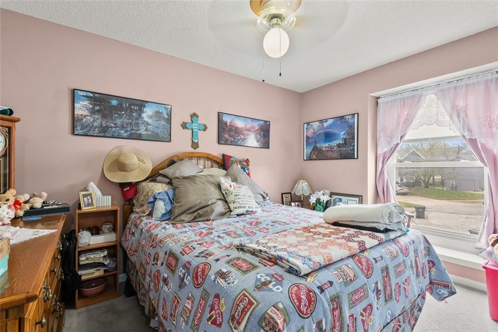 310 W Johnston Street — photo 13