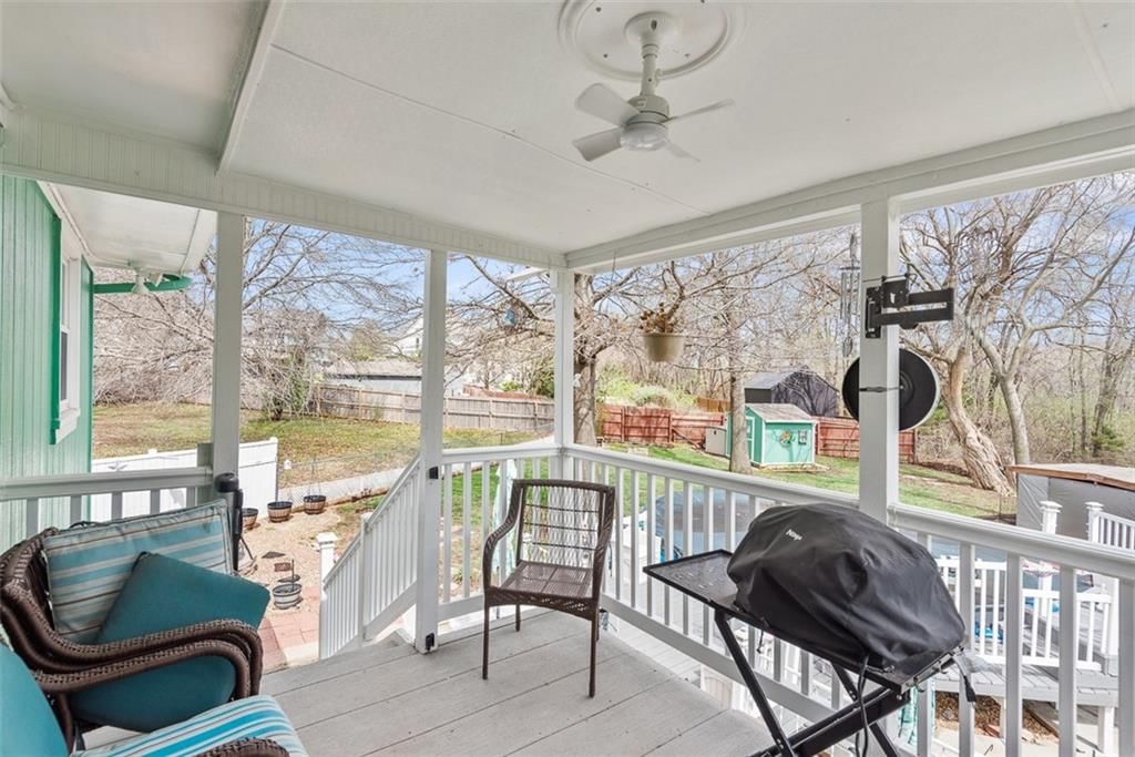 310 W Johnston Street — photo 22