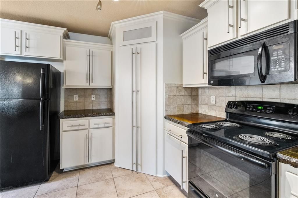 533 SW 15th Street — photo 14