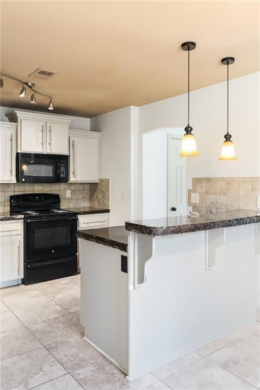 533 SW 15th Street — photo 17