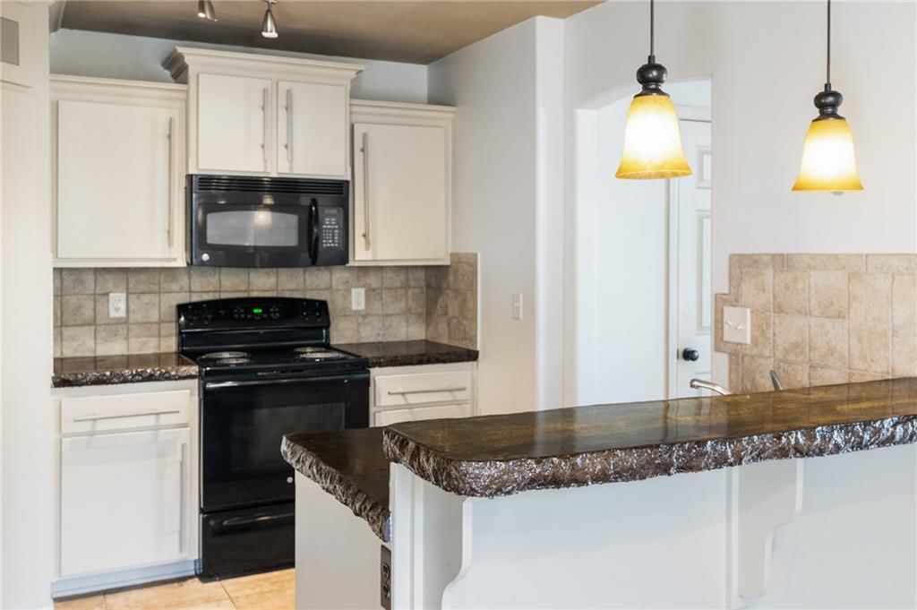 533 SW 15th Street — photo 18