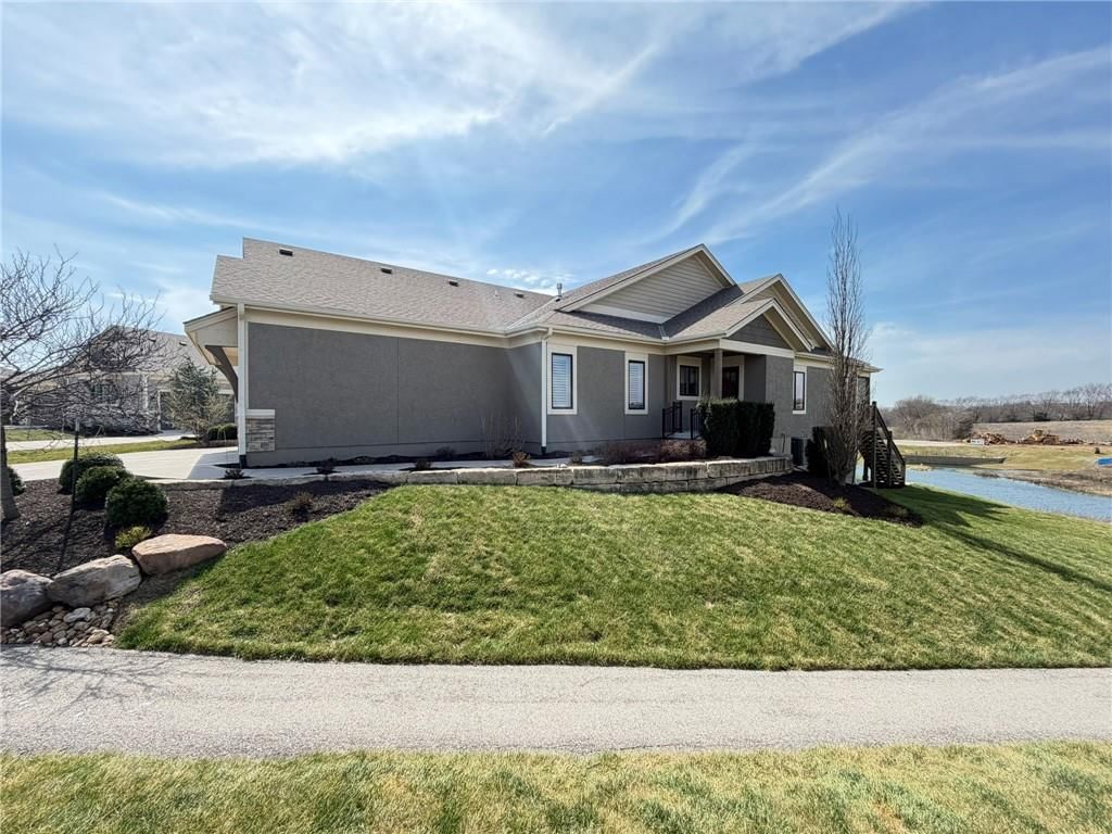 11404 S Millridge Street — photo 2