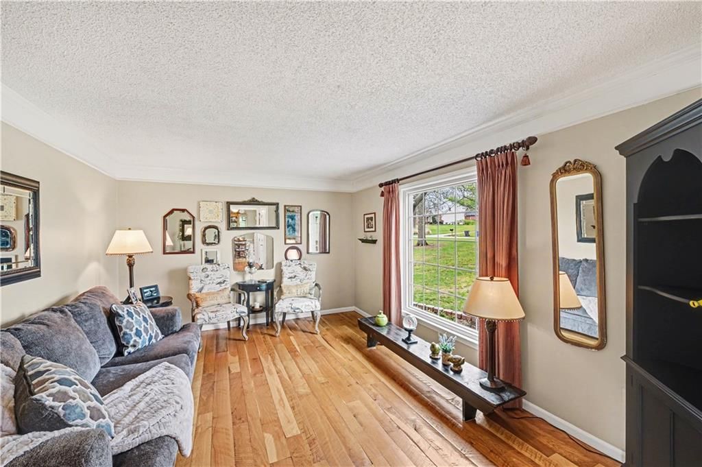 1510 S Lakestone Drive — photo 4