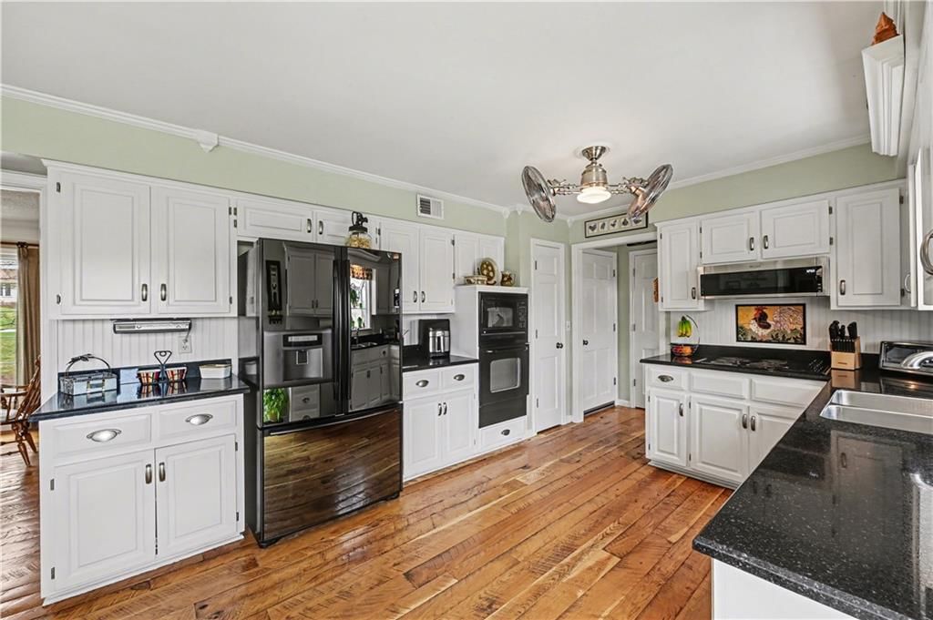 1510 S Lakestone Drive — photo 5