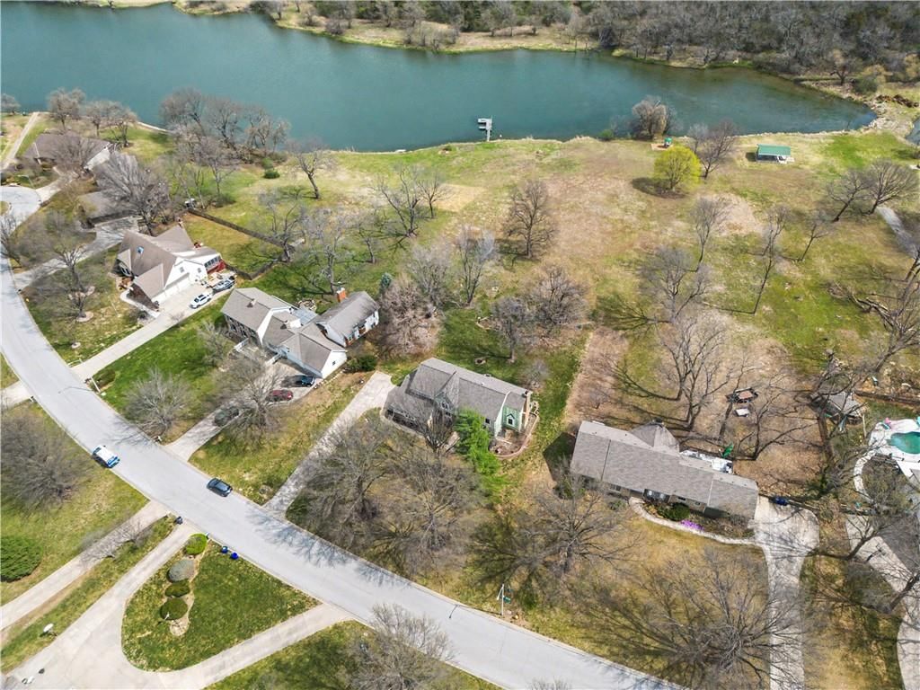 1510 S Lakestone Drive — photo 28