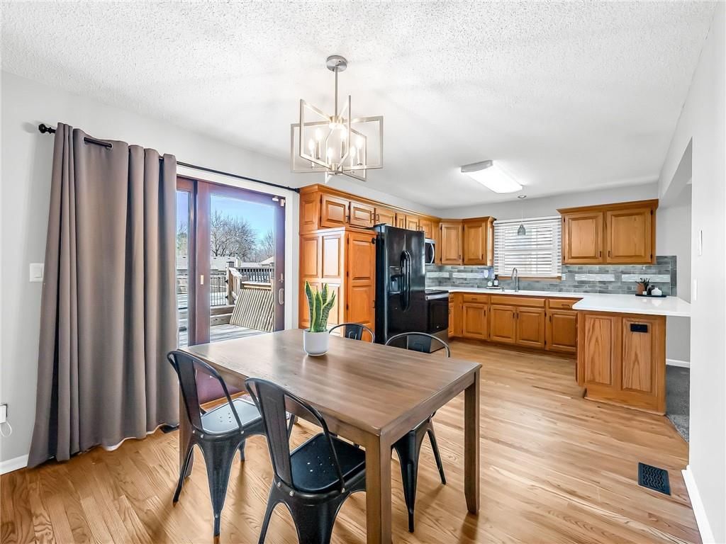 801 SW 29TH Street — photo 9