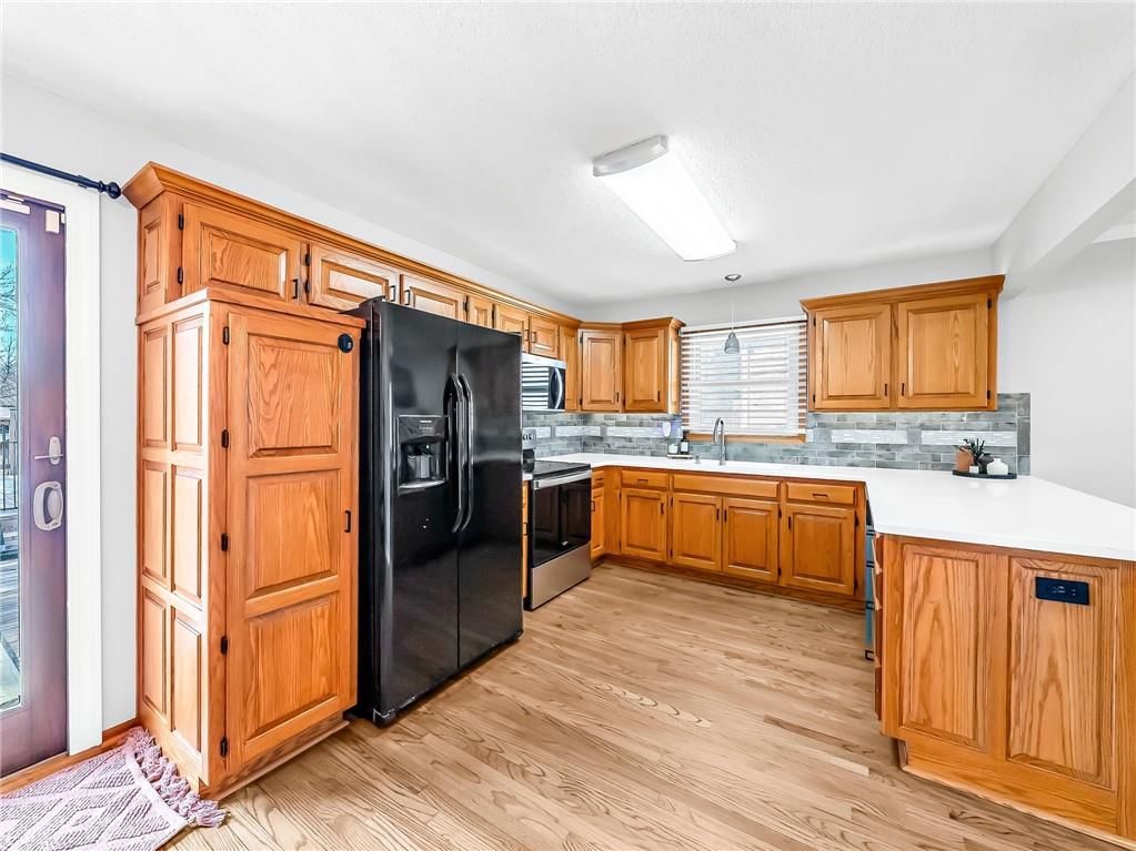 801 SW 29TH Street — photo 10