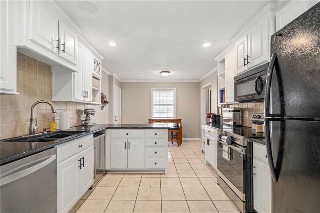 7216 Rene Street — photo 11
