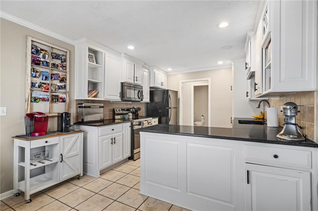 7216 Rene Street — photo 12