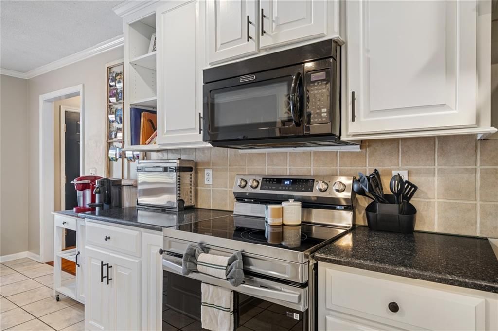 7216 Rene Street — photo 14