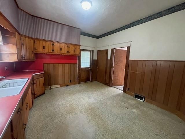 418 Massachusetts Street — photo 4
