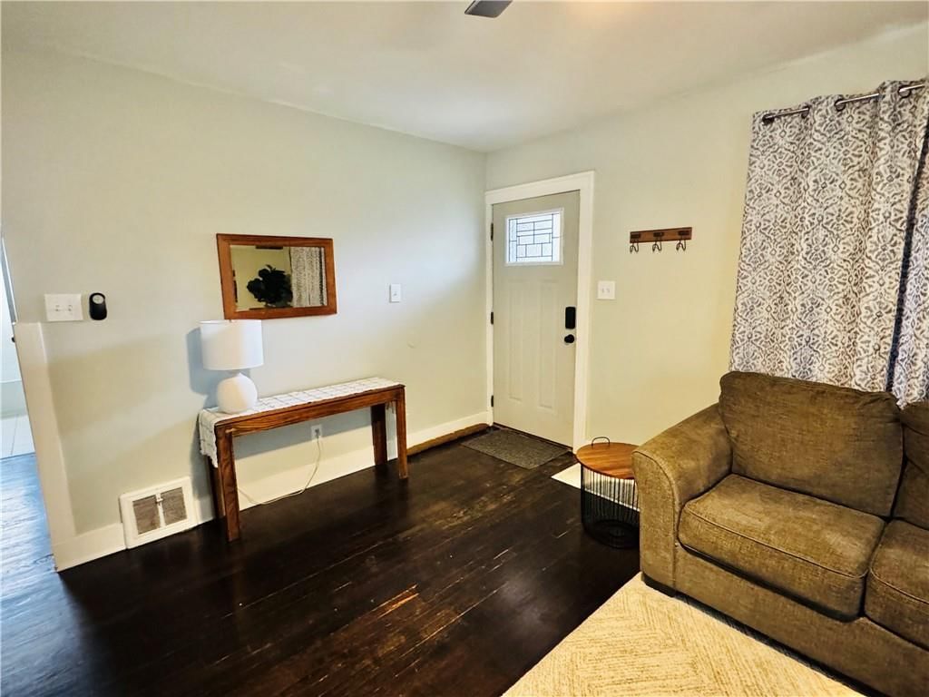 1209 S 30th Street — photo 3